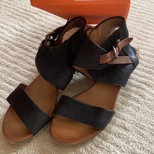 Miz Moox sandal